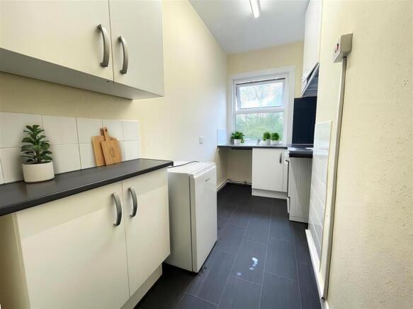 x85tNuCAPkaOsRNRYszdMw - Kitchen - Standard - 2.jp