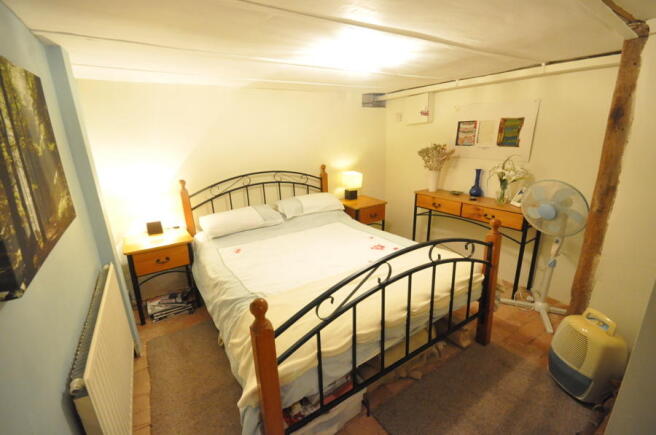 Basement/Bedroom Fou