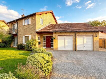 Vanbrugh Gate, Broome Manor, Swindon