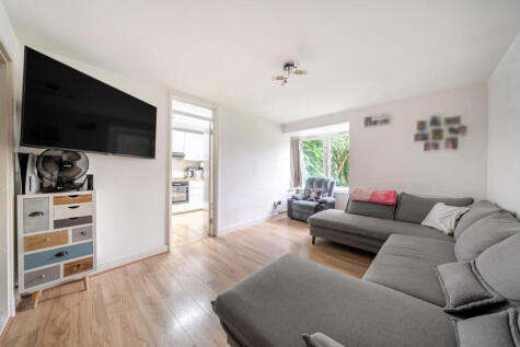 Callaghan Close, London
