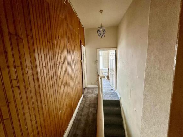 3 bed Terraced for sale Image 3
