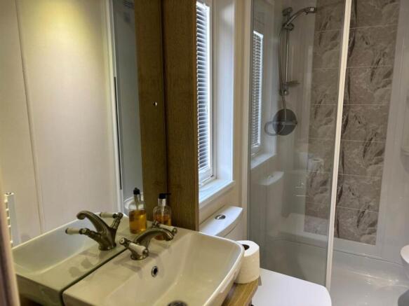 2 bed Lodge for sale Image 10