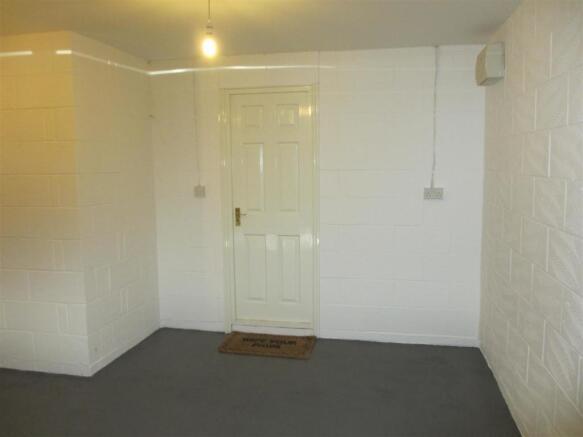 garage to house.JPG