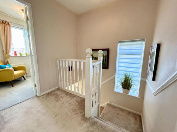3 bed Semi-Detached for sale Image 11