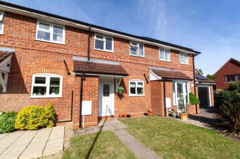 Juniper Road, Farnborough, GU14