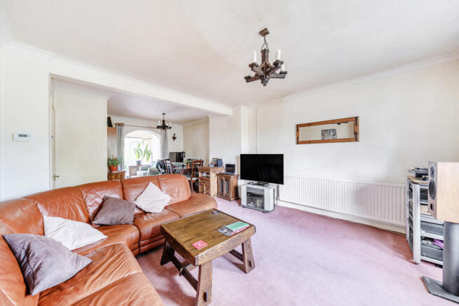 1330229-1-68aef33...