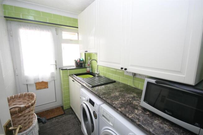 Utility Room.JPG