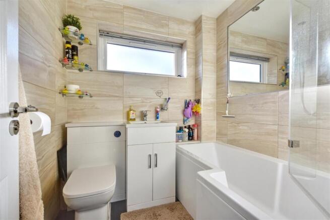 Bathroom_1.jpeg