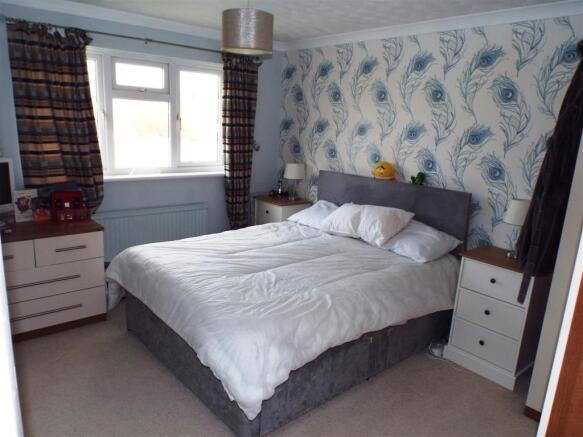 62AngleseaBedroom2.jpg