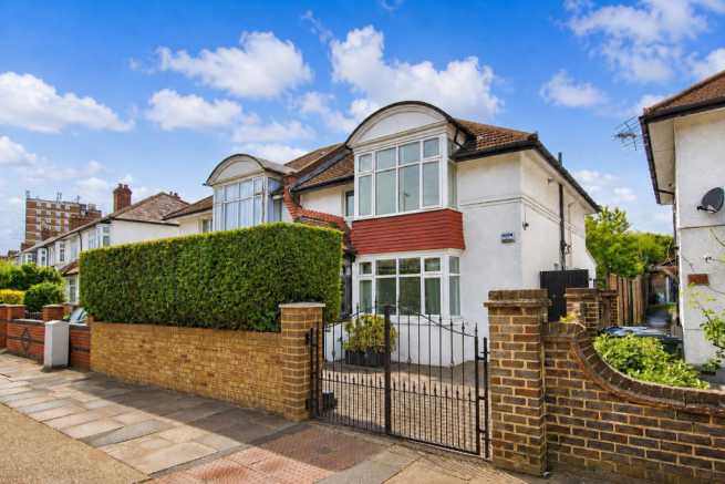 Greenford 9BB6.png