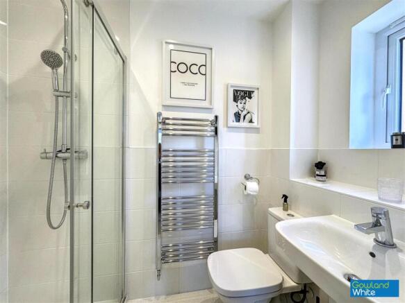 4 bed Detached for sale Image 12