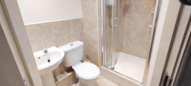 2 bed Apartment for sale Image 6