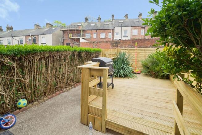 3 bed Terraced for sale Image 12