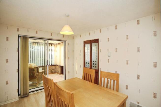 Ruskin Close, RUGBY photo 4