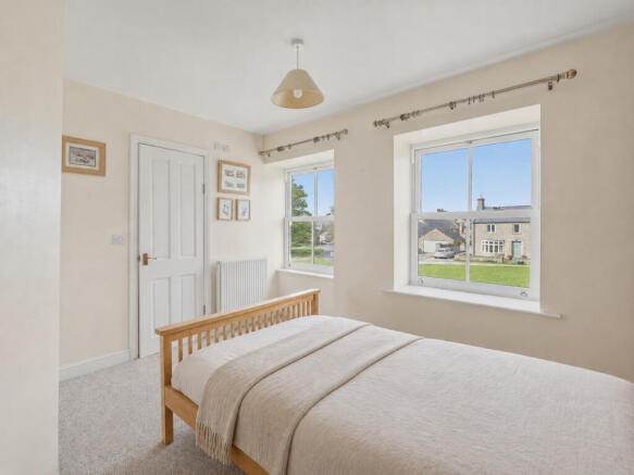 3 bed Cottage for sale Image 12