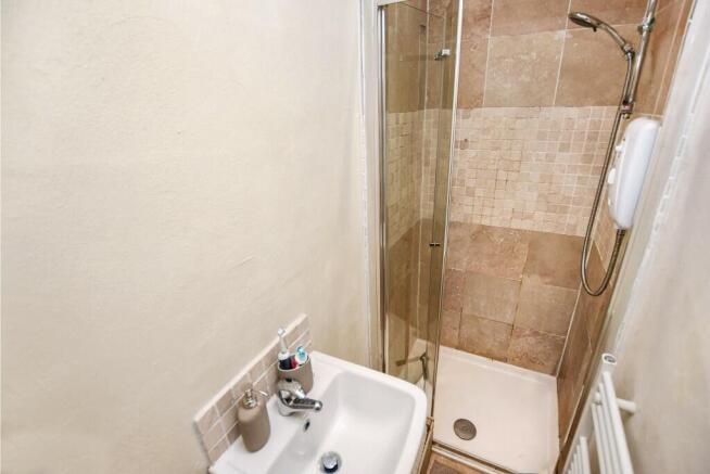 Downstairs shower