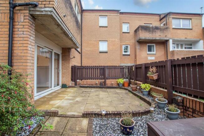 external.gardens.jpg