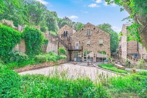 3 The Pump House, Lower Holme Way, Laycock, Keighley BD22 0PF