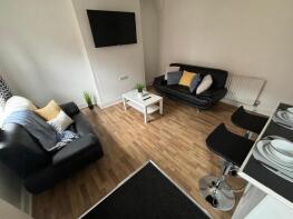 8, Granby Grove, Headingley, Leeds LS6 3BE