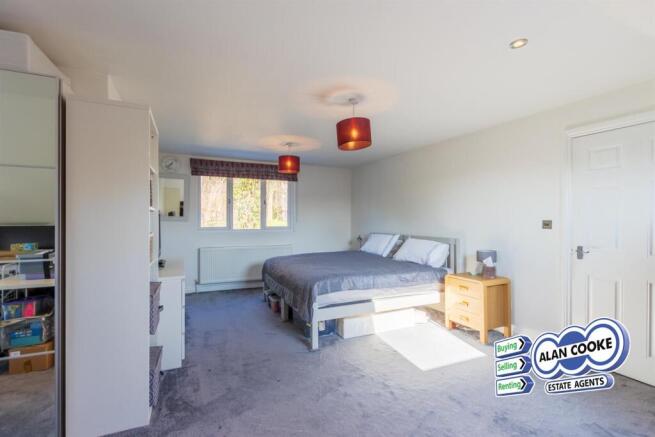 BEDROOM 1