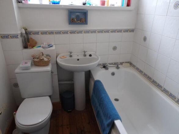 Photo 9