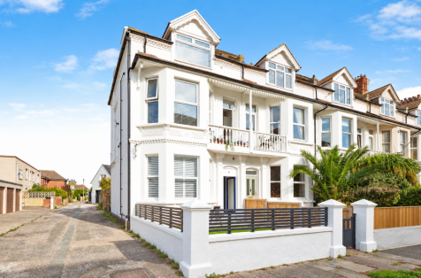 Alfred Road, Birchington, CT7