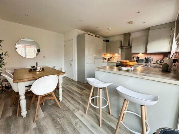 Kitchen/Diner with Breakfast Bar