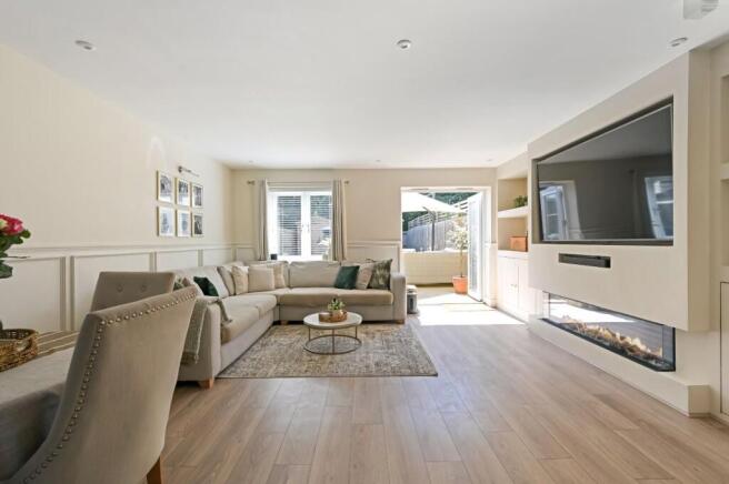 16 Ruben Crescent Ph-31.jpg