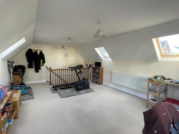 STUDIO /  OFFICE AREA