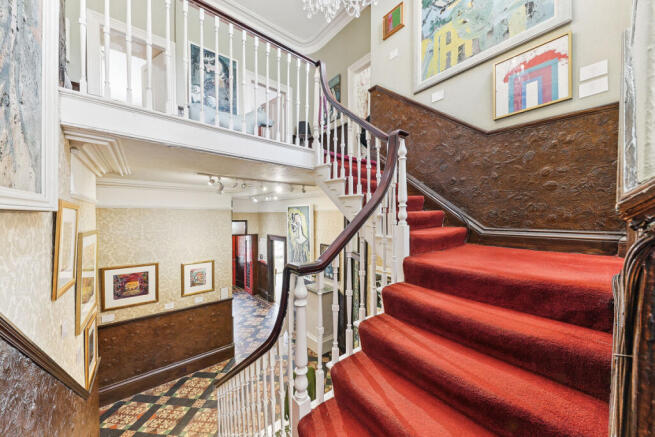12 bed Town House for sale Image 8