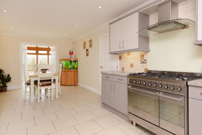 Kitchen/breakfast ro