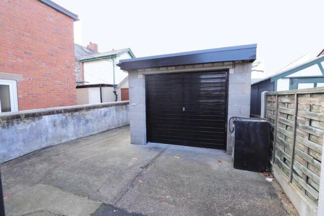 garage