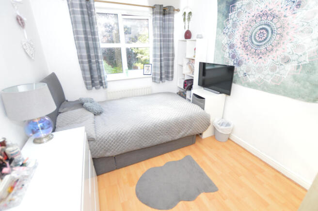 4 bed Detached for sale Image 9