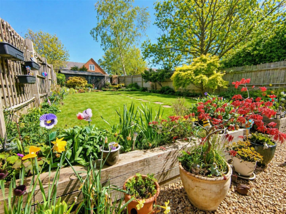 11 Church Street, Woodford Halse