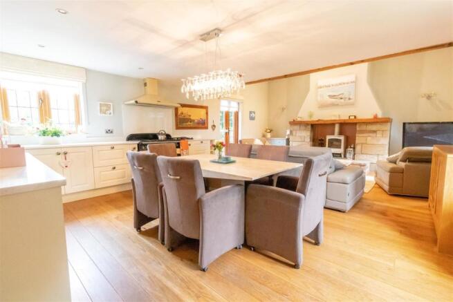 Kitchen Diner