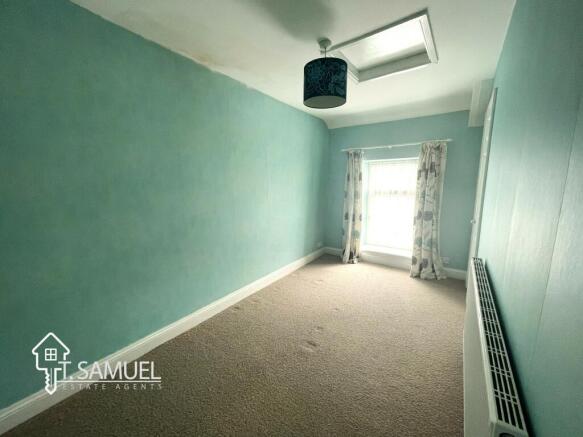 Bedroom2A.JPG