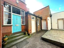 Apartment 5, Brandesburton Hall, Redwood Drive, Driffield YO25 8UJ