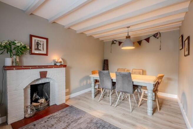 4 bed Cottage for sale Image 9
