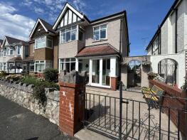 17 St Elmo, Pendorlan Avenue, Colwyn Bay LL29 8EA