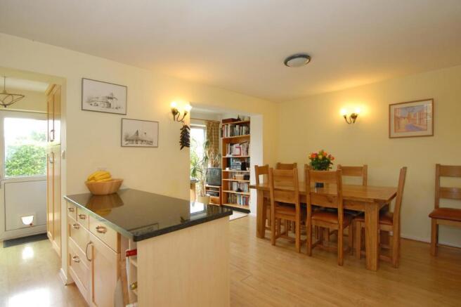 Kitchen/Breakfast Room