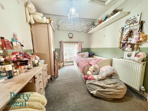 3 bed Cottage for sale Image 7