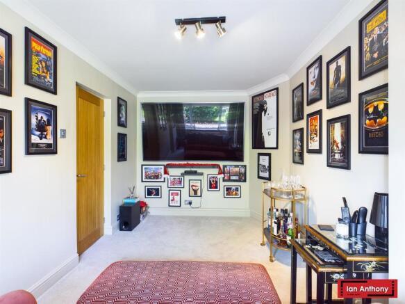 SITTING ROOM
