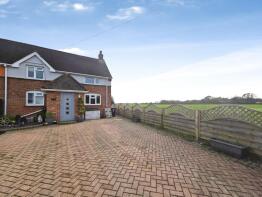 150, Harwich Road, Clacton-on-sea CO16 9NL