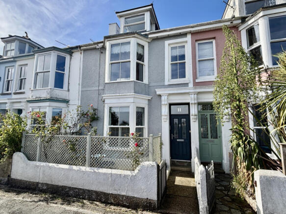 4 Bedroom Mid Terrace House for Sale