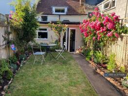 3, Bakers Cottages, Longmeadow Road, Lympstone EX8 5LP