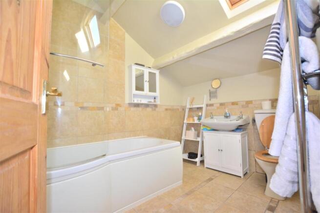 The fitted family bathroom