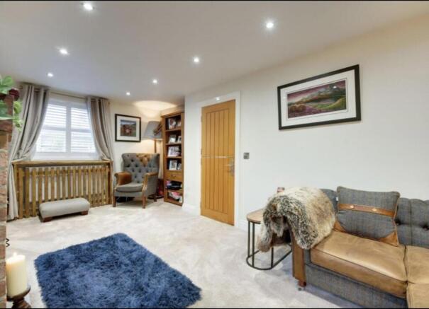 4 bed Cottage for sale Image 5