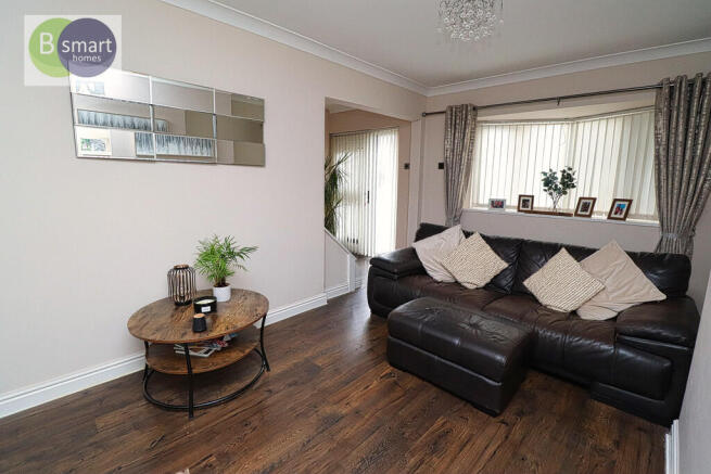3 bed Semi-Detached for sale Image 7