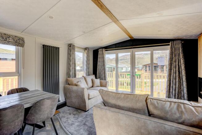2 bed Caravan for sale Image 9