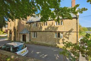 Parsonage House, Barn Street, Crewkerne TA18 8BP